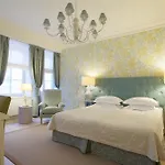 Hotel Apia 3*